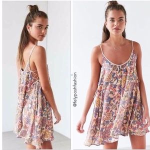 Kimchi Lace Up Side Mini S